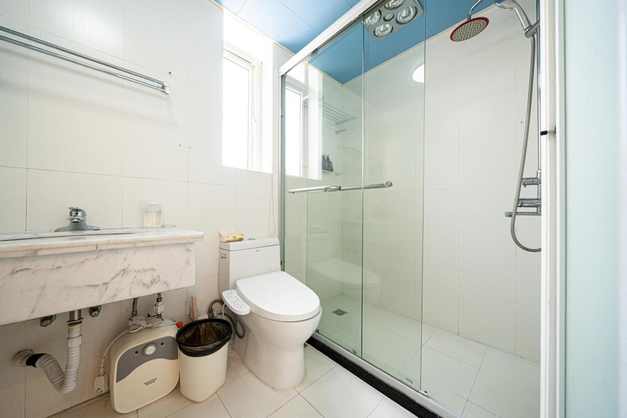 Zhiyuan-3 Bedrooms 1 Bathroom,near People's Square Apartamento